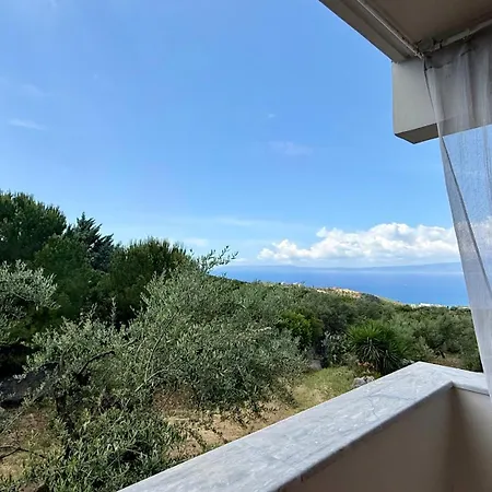 Ventana Villa Kalamata